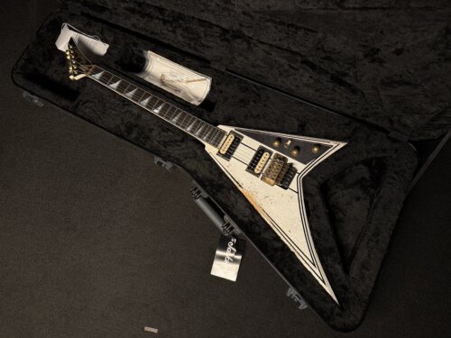 Jackson RR2H FR VINTAGE PINS NITRO-TOUR 复古做旧杰克逊