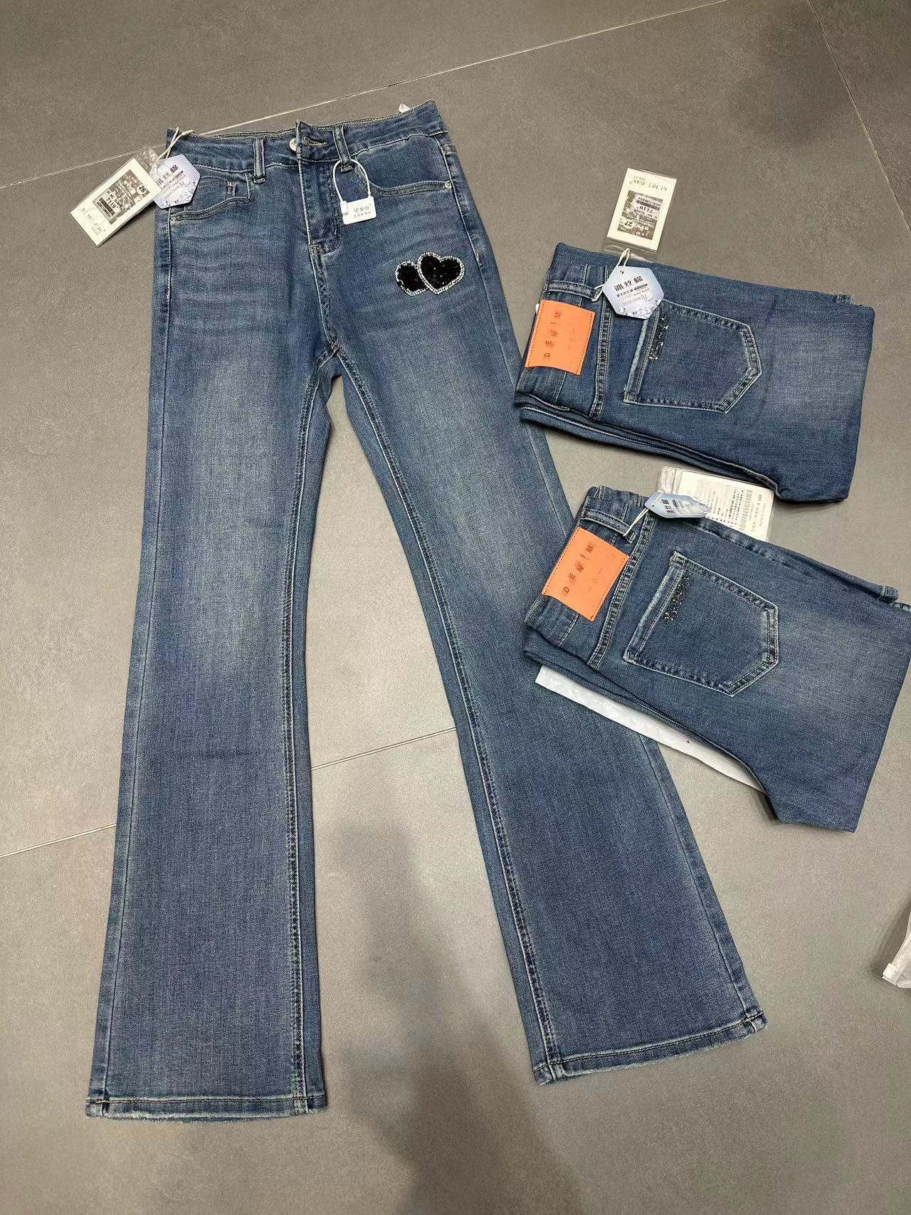 妮美辣妹炫新款烫钻重工女士大码牛仔裤修身显瘦高腰微喇长裤粗图片