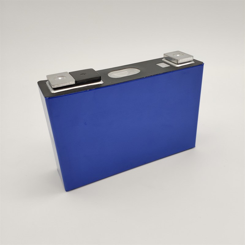 新款电动车 大单体大容量60AH 70安动力电芯磷酸铁三元锂电池3.7v