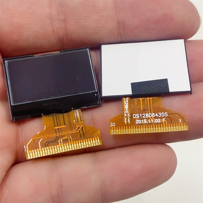 0.96寸LCD显示屏 128X64点阵 30PIN接口 有资料 有代码例程