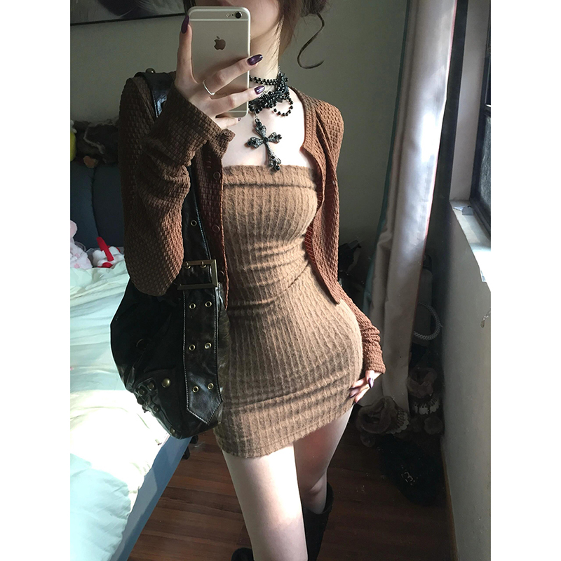 2025春季新款抹胸连衣裙两件套装女装性感收腰显瘦内搭包臀短裙子