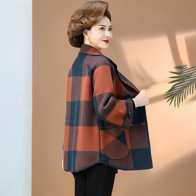 妈妈秋装新款2023春秋季洋气高贵时尚外套中老年女大码秋冬上衣服