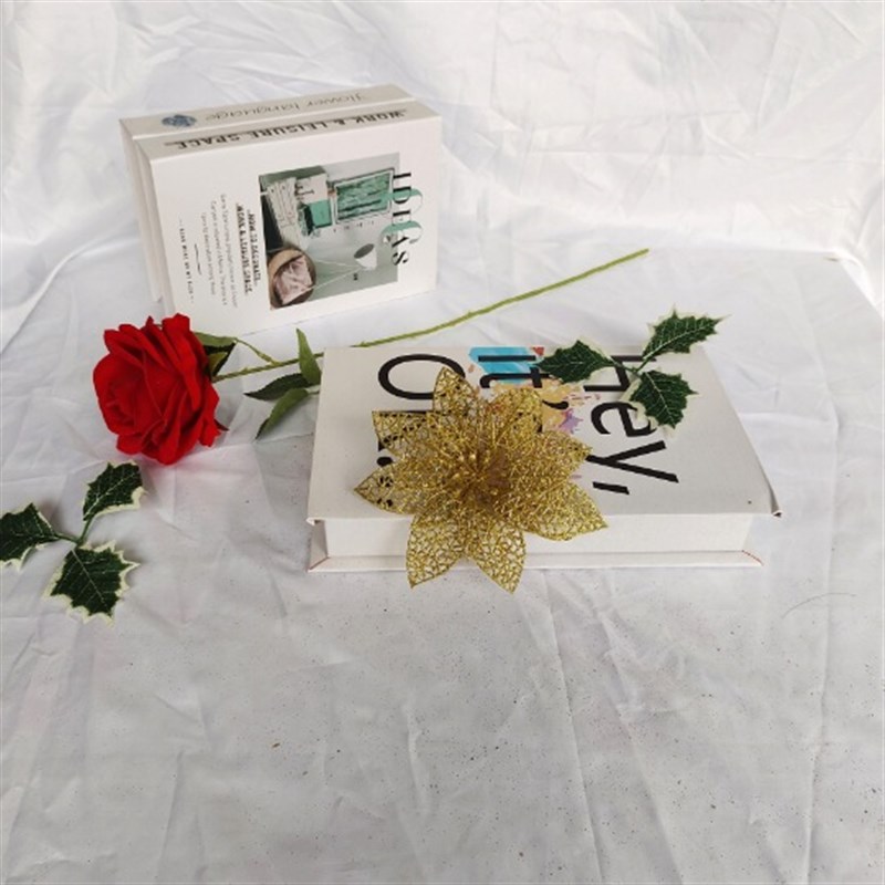 现货供应15cm镂空金粉花仿真圣诞花圣诞树挂件节日装饰花花环配件