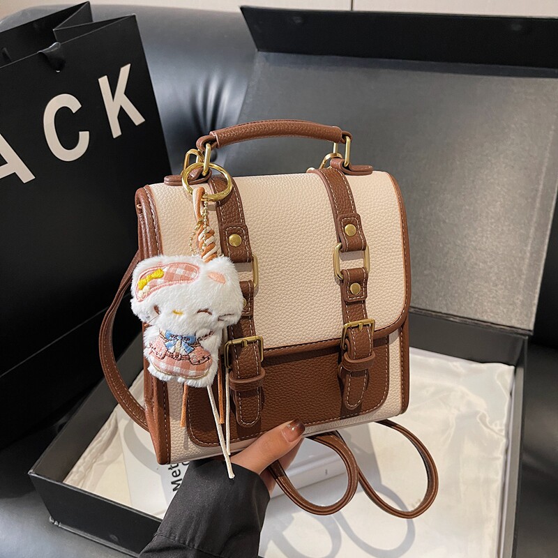 时尚百搭小方包2026新款撞色迷你双肩包英伦风洋气个性女包零钱包