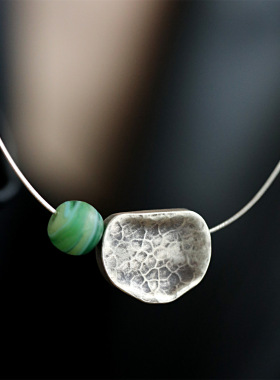 清冷民族风S925银荷叶琉璃项链