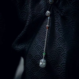 新中式胸饰新颖国潮风梅花香囊花朵汉服旗袍压襟挂件古典旗袍配饰