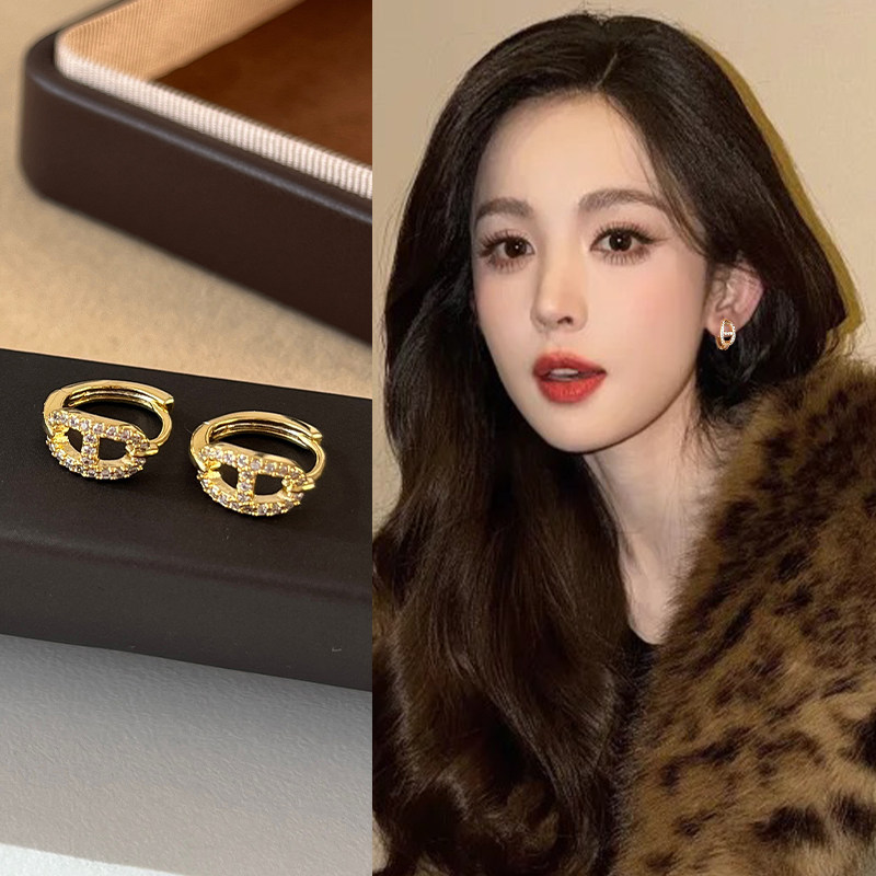 金色简约设计猪鼻子耳环女2026新款爆款小众高级感耳扣超好看耳饰,饰品/流行首饰/时尚饰品新,耳环,淘宝优惠券,粉丝福利购,淘宝优惠卷