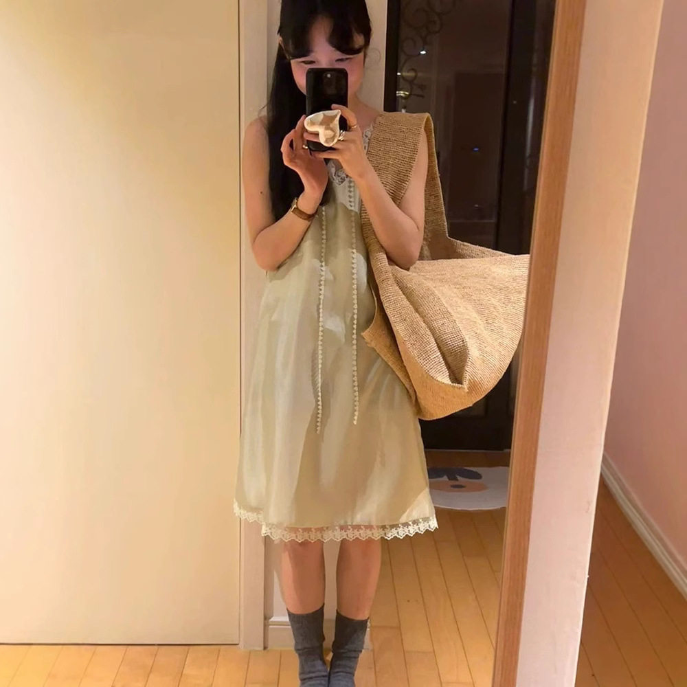 韩国pebble绿色蕾丝背心连衣裙女