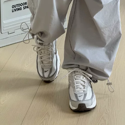 Nike Initiator 跑鞋 IB4339-001.MZ仓下单阅读详情页面