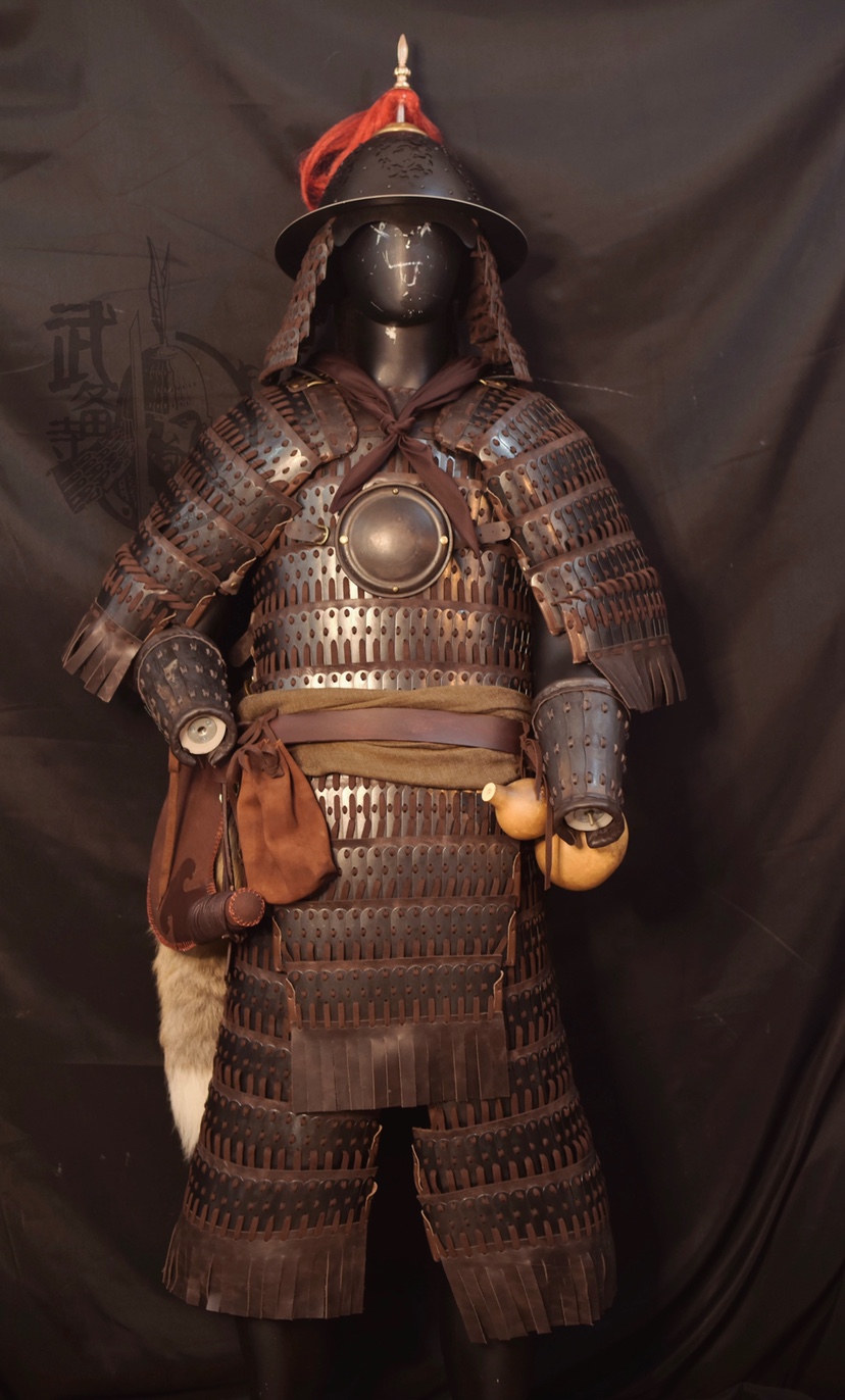 武备寺明代札甲 蒙古甲 朵颜三卫铁甲 明札甲 戚家军盔甲 明甲