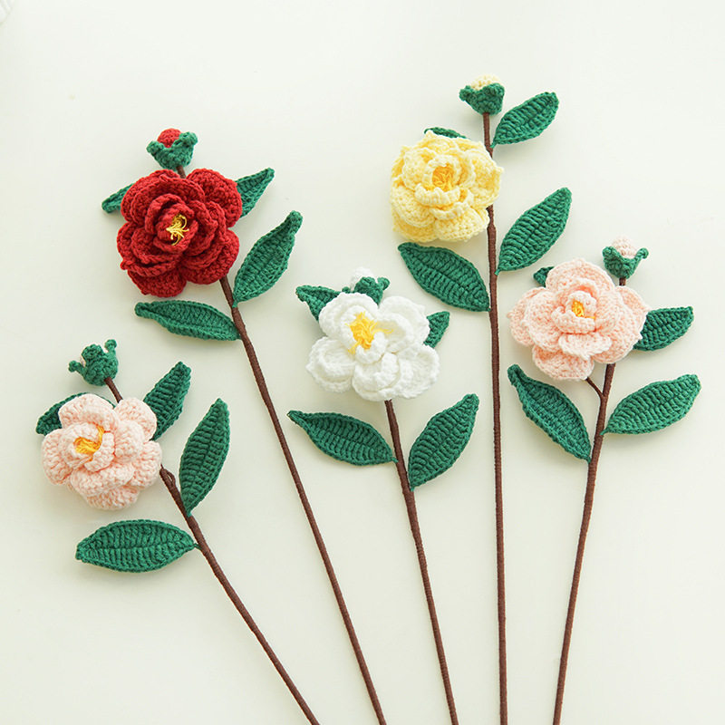 毛线编织山茶花成品仿真玫瑰花束手工永生花钩针创意节日礼品