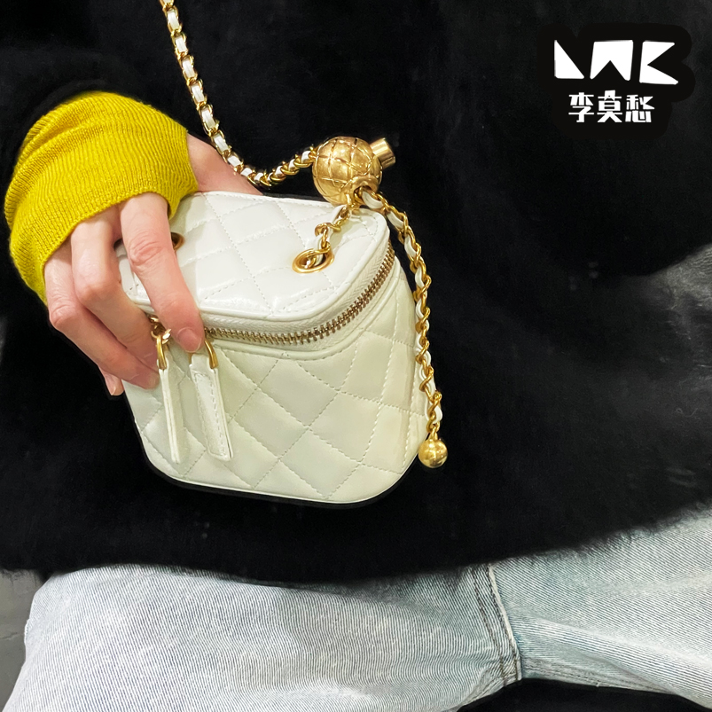 李莫愁羊皮小香菱格调节金球盒子