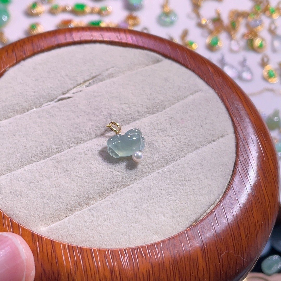 翡翠冰螃蟹八方来财小滴溜18k通体金一物一证非假不退不换,珠宝/钻石/翡翠,颈饰,淘宝优惠券,粉丝福利购,淘宝优惠卷