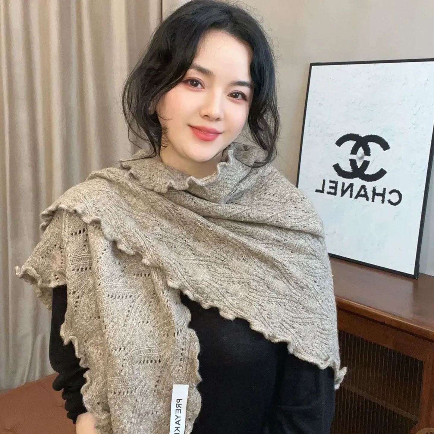 复古木耳边秋冬保暖三角披肩围脖