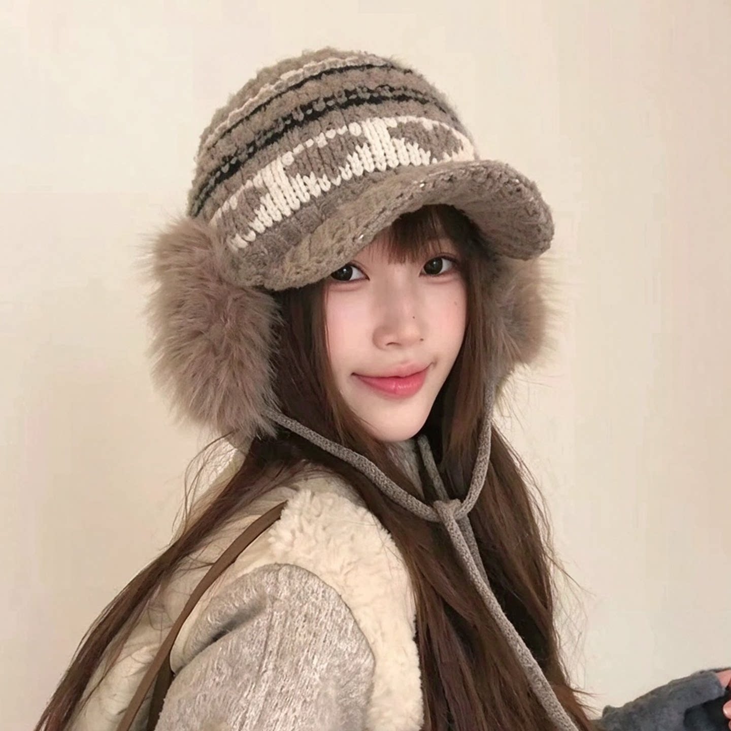 冬季女款费尔岛毛绒保暖护耳帽