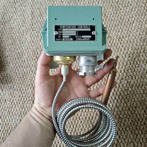 BNS C1150P12Q 温度控制器 工业温控装置议价维修