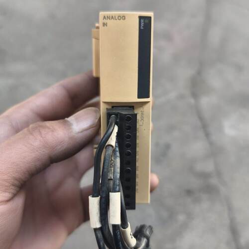 TM2AMI8HT PLC模块 模拟量输入 工控扩展模块议价维修