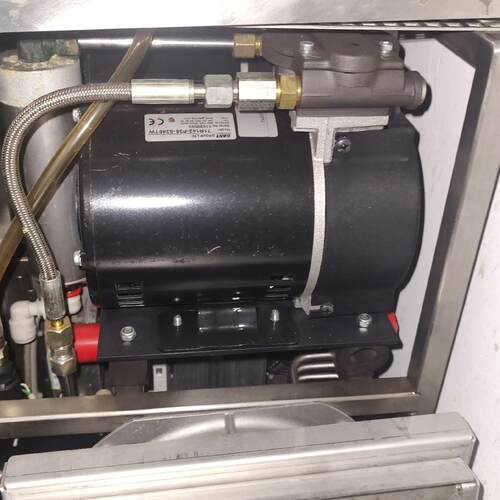 71R142-P36-S248TW GAST嘉仕达泵 工业自动化设备配件议价维修