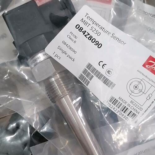 084Z8090 MBT5250 丹佛斯温度传感器 Pt100 Class B议价维修
