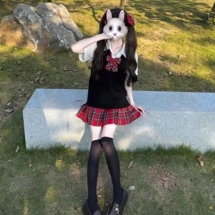原创正版jk制服学院风校供感十足黑色针织套头毛衣小辣椒格裙套装
