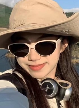 2025新款米白色猫眼墨镜女款韩版高级感网红防紫外线偏光太阳眼镜