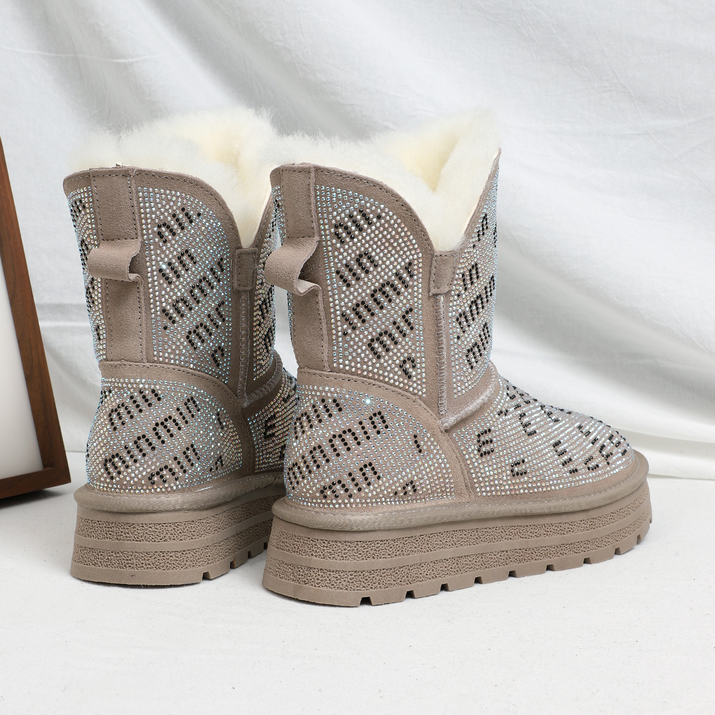 厚底全羊毛雪地靴满天星烫钻女