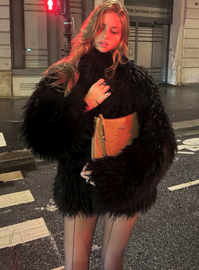 WEIRD PUSS 时尚巴黎街头御姐风毛毛保暖外套女 百搭辣妹显瘦上衣