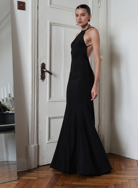 WEIRD PUSS 性感夜魅大露背吊带挂脖连衣裙女 修身显瘦黑色长裙潮