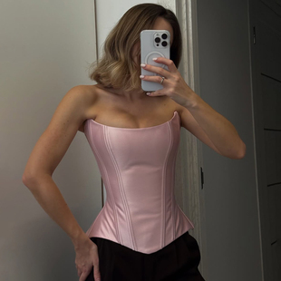 WEIRD PUSS 甜酷辣妹约会芭比风修身抹胸背心女 时髦显瘦百搭上衣