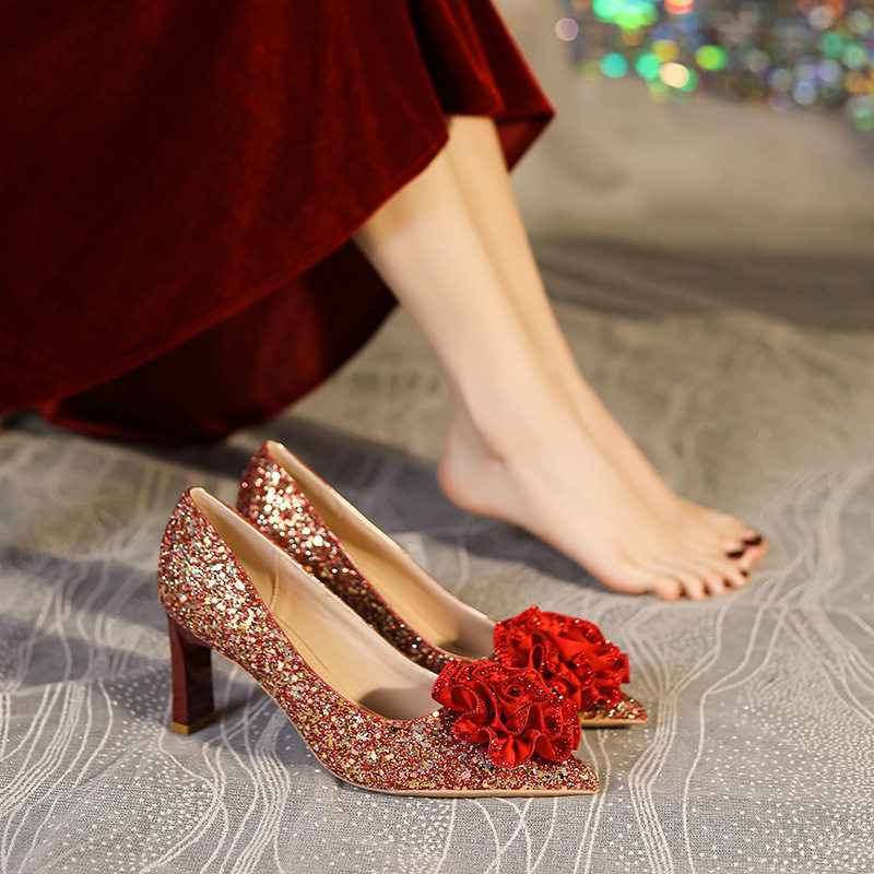 2026新款秀禾婚纱新娘鞋气质尖头浅口高跟鞋中式酒红色粗跟婚鞋女,女鞋,婚鞋,淘宝优惠券,粉丝福利购,淘宝优惠卷