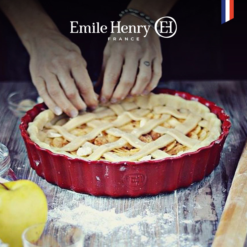 法国进口陶瓷花边派盘