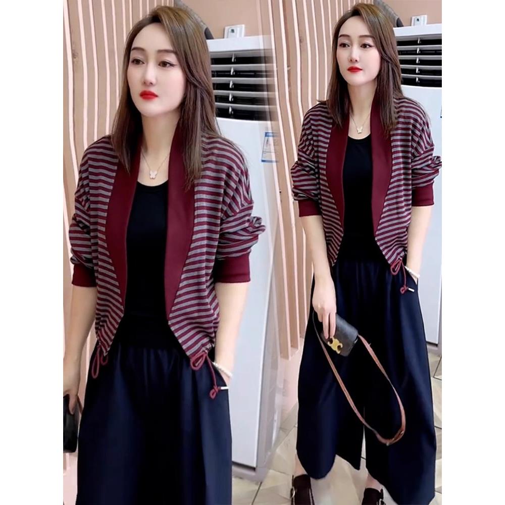 MONLOUVE时尚条纹短外套女2025秋季新款宽松显瘦小个子休闲百搭气