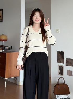 微胖的喵喵大码女装胖mm秋季穿搭2025韩系慵懒条纹针织衫上衣9329