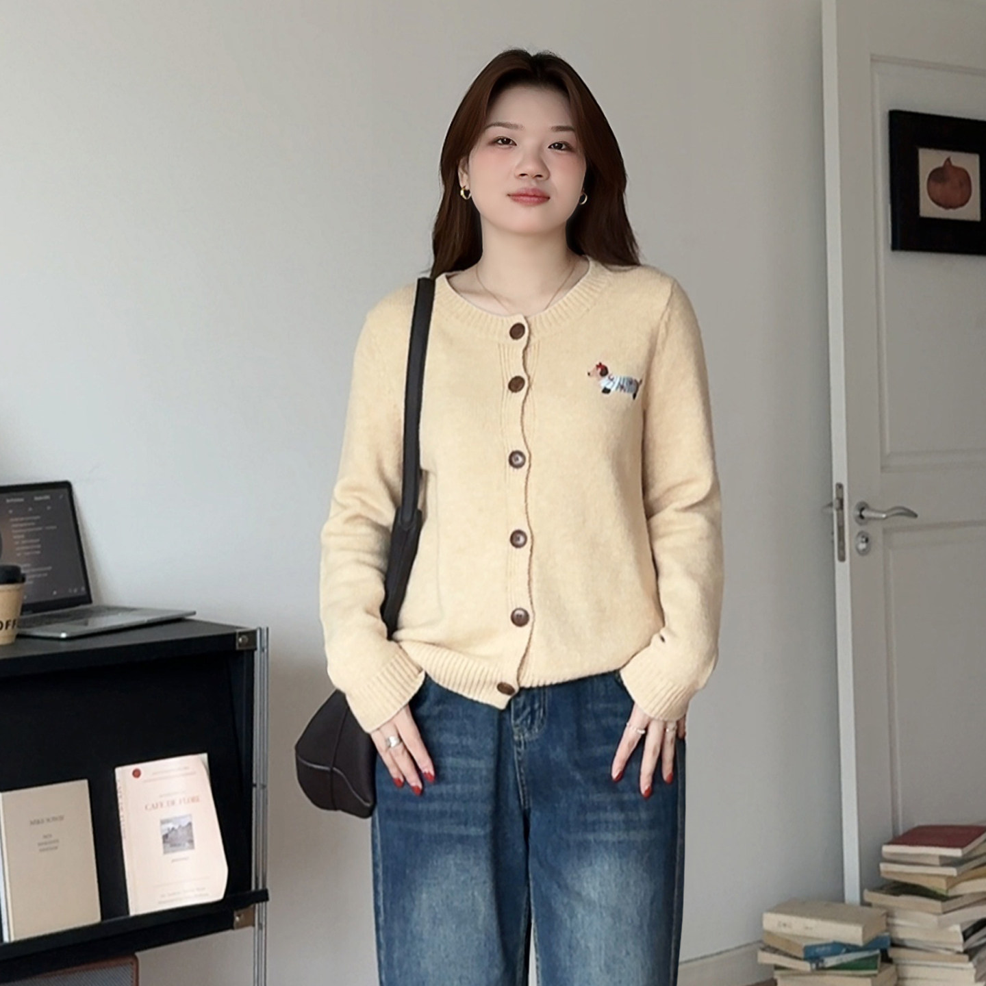 大码刺绣巨显瘦腊肠狗针织开衫女