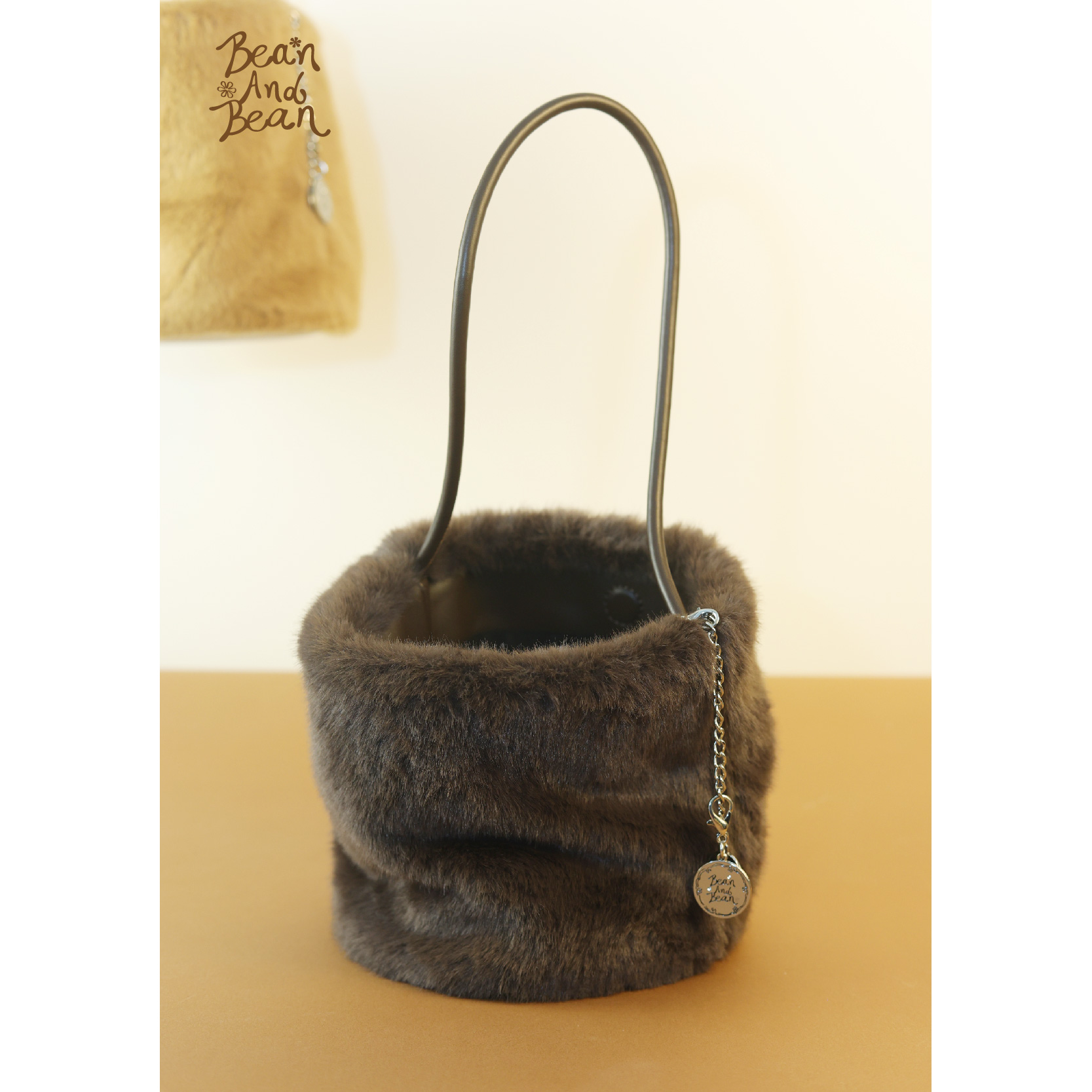 BeanAndBean毛绒手提包 单肩秋冬女通勤旅行毛茸茸高级