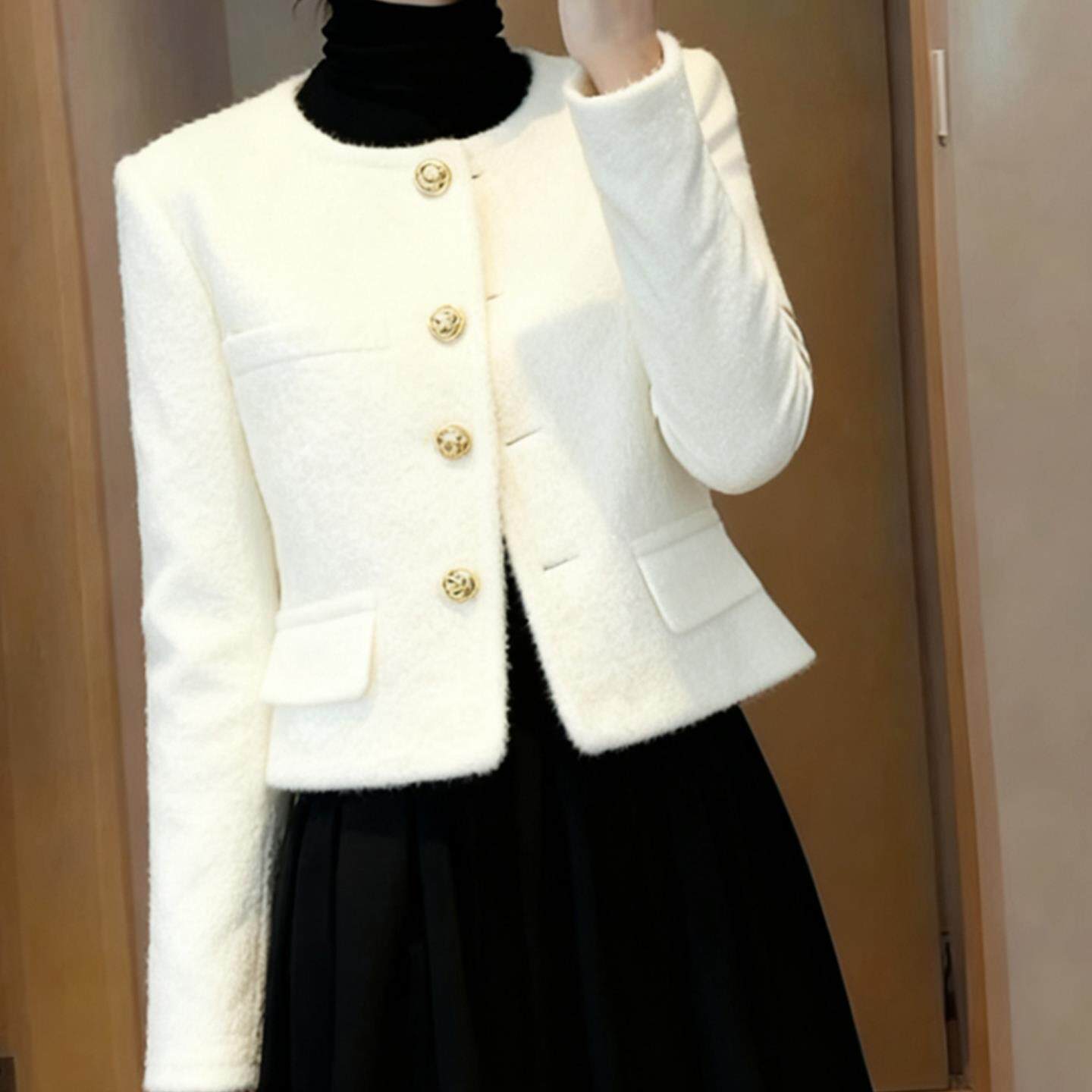 MONLOUVE法式高级感绝美白色圆领羊羔毛短外套女秋冬新款简约百搭