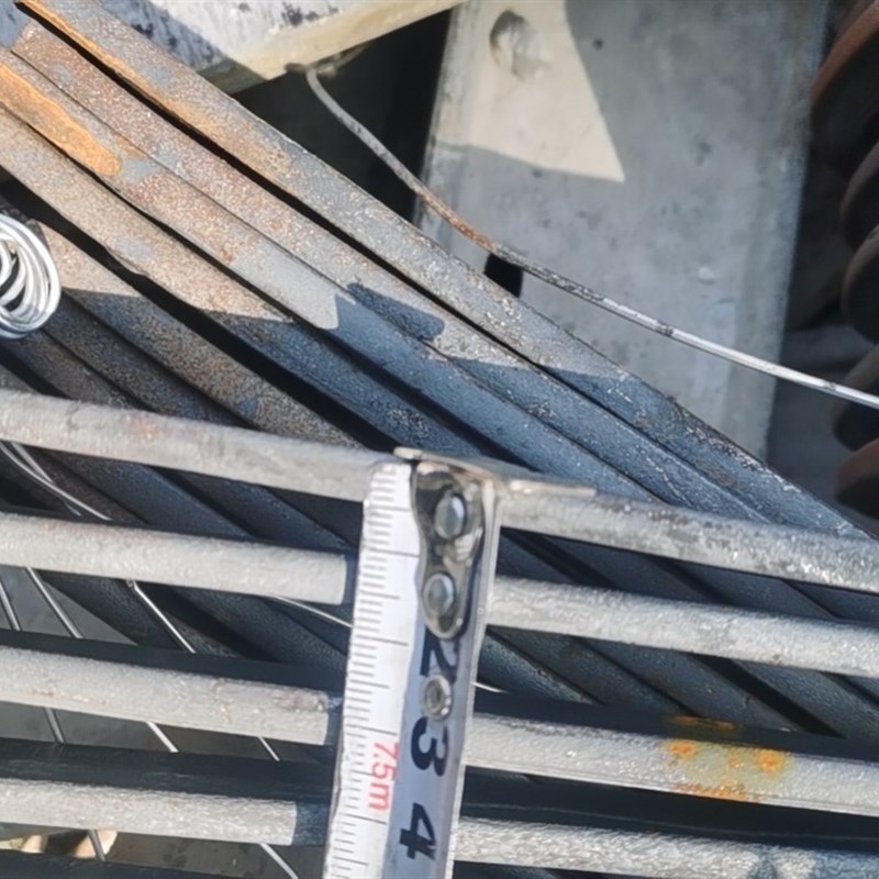 建筑工地模板步步紧700建筑冷轧步步紧加厚扒钩镰钩拉紧器配件图片