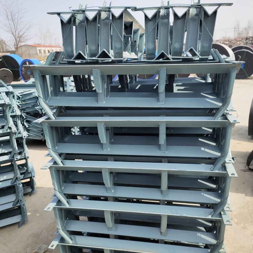 托辊滚筒支架无动力槽形托辊组输送带皮带机配件全套滚轮托轮铁架