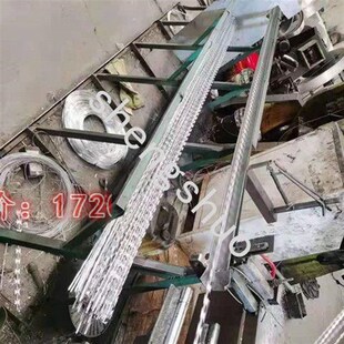 直线镀锌刀片刺绳防熊铁丝网监狱围墙护栏不锈钢防爬防盗刀片刺网