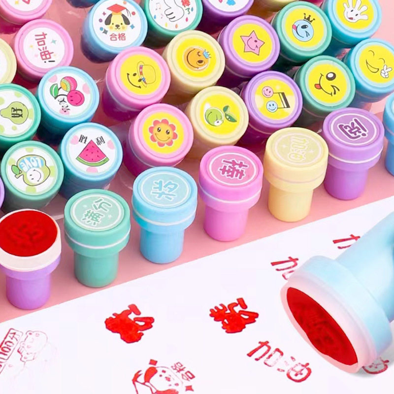 YOLE儿童卡通印章创意表扬奖励表情评语迷你小印章幼儿园奖品