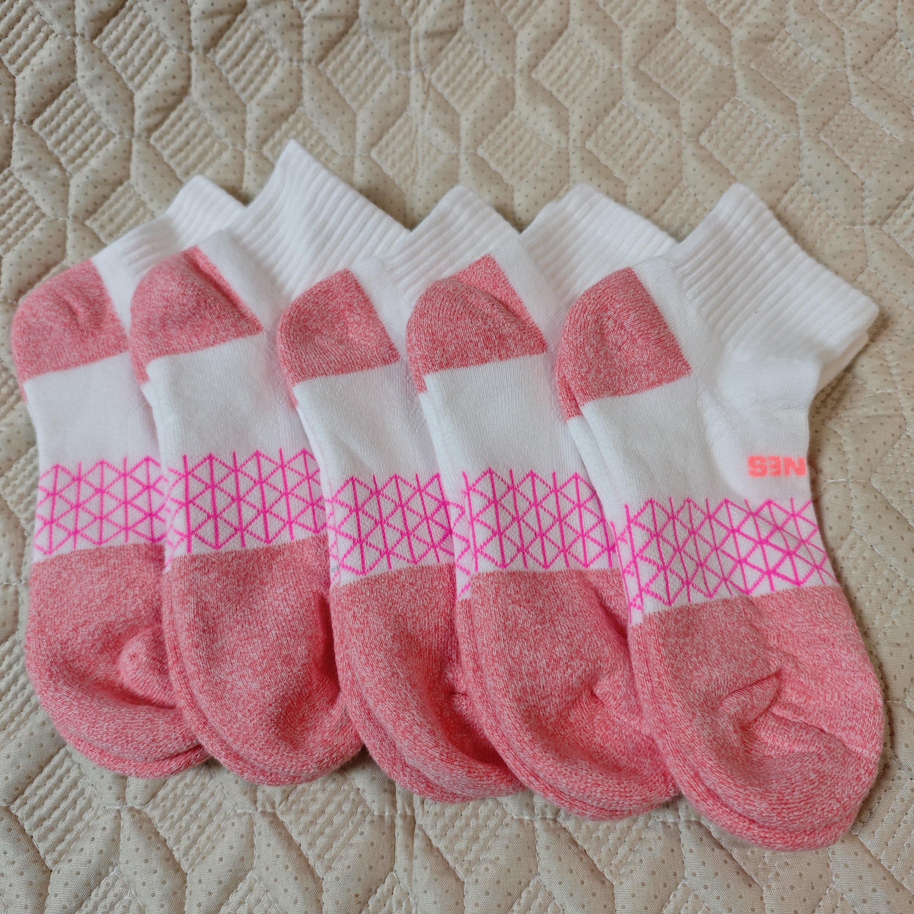 10双精梳棉毛巾底女中筒纯棉长绒棉无骨对目吸汗毛圈底女运动袜