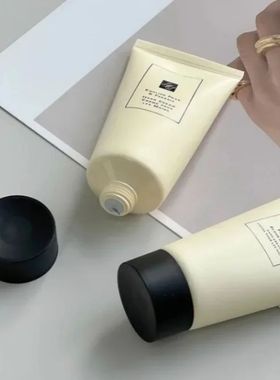 Crema de Manos hidratante de pera y Freesia inglesa, Bálsam