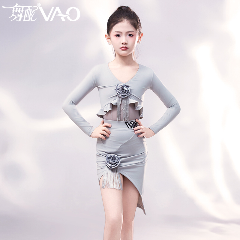 女童舞蹈服2025新款流苏