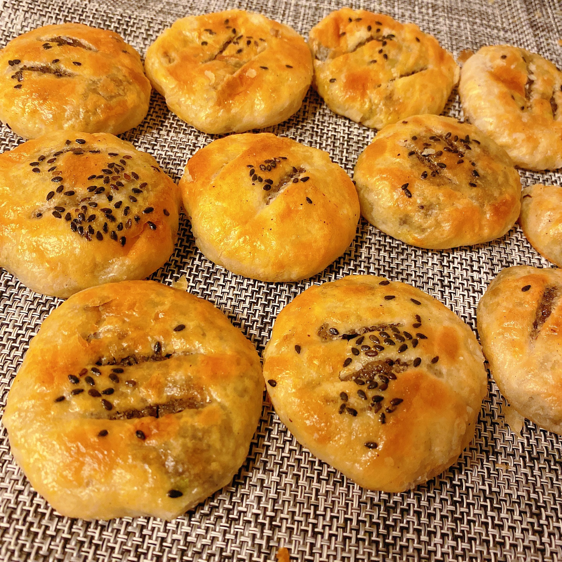 新品黄石老四门猪油饼400g湖北特产香酥小吃传统手工糕点芝麻夹心