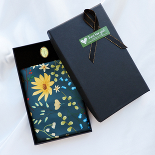 【Stephy】丝软复古风丝巾连丝巾扣雅致定制礼盒