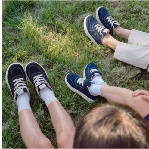 在售1300牛货自留韩国订单秋冬超轻开车通勤上班公用休闲运动男女