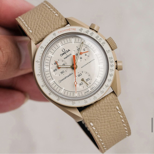 Benchmark 高档进口柔杏色掌纹小牛皮表带适配欧米茄联名系列