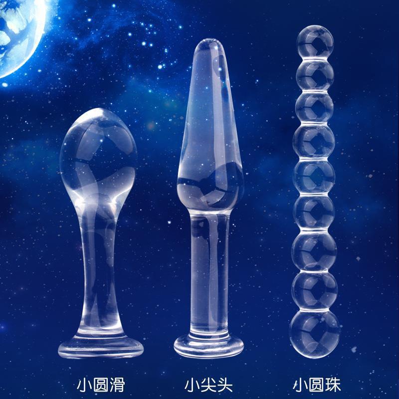 A glass-made anus used as a masturbation toy