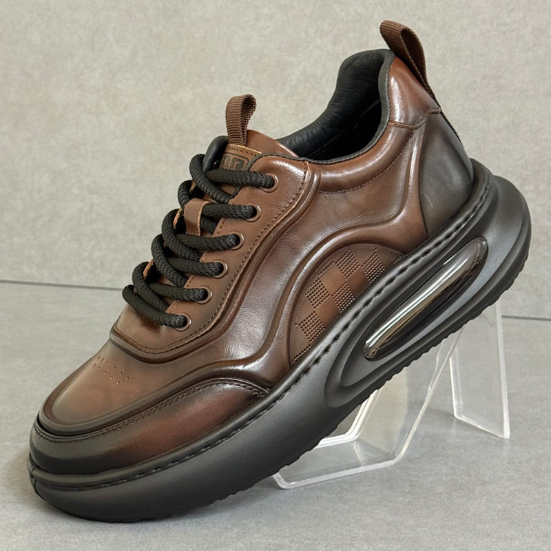 高端男士2025冬季新款休闲皮鞋百搭真皮厚底男鞋气垫底舒适老爹鞋