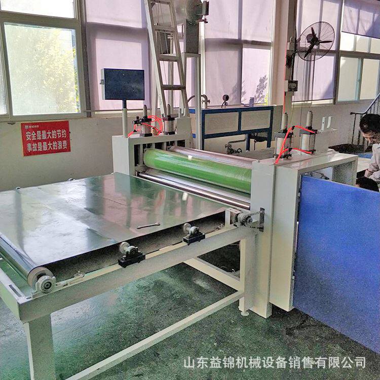 双面涂胶木塑板贴面机出售价格pvc塑料板贴膜机 益锦装饰板贴纸机